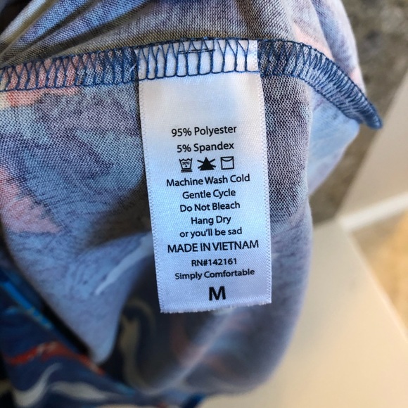 Lularoe Americana Irma Tunic - Picture 3 of 4